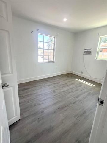 1768 NW 112th Terrace 1, Miami, FL 33167