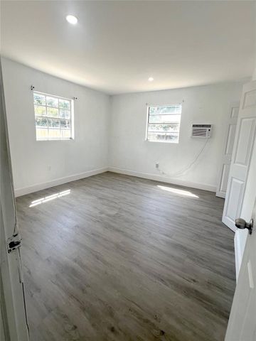 1768 NW 112th Terrace 1, Miami, FL 33167