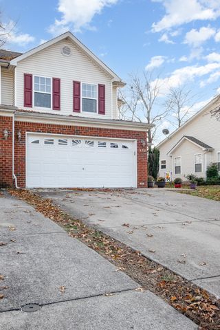 632 Ken Pilkerton Dr, Smyrna, TN 37167