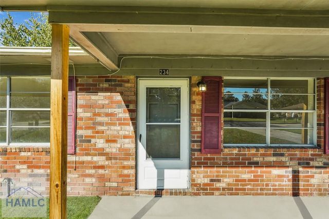 234 Deerwood Drive, Hinesville, GA 31313