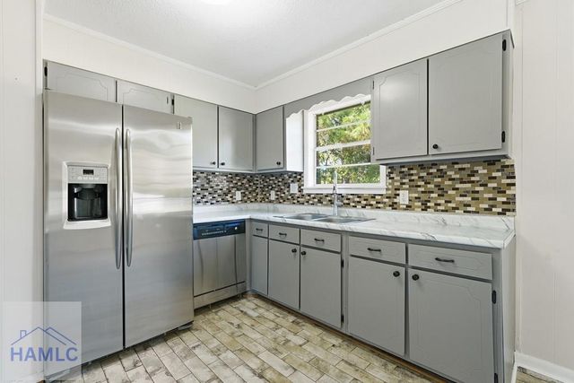 234 Deerwood Drive, Hinesville, GA 31313