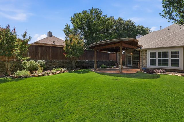 8210 Carter Street, Lantana, TX 76226