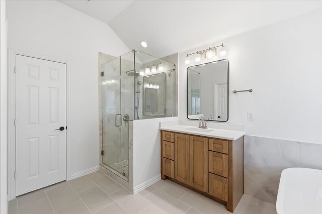 8210 Carter Street, Lantana, TX 76226