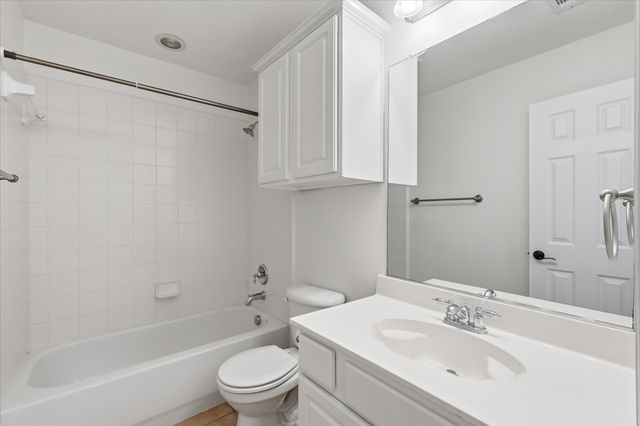8210 Carter Street, Lantana, TX 76226