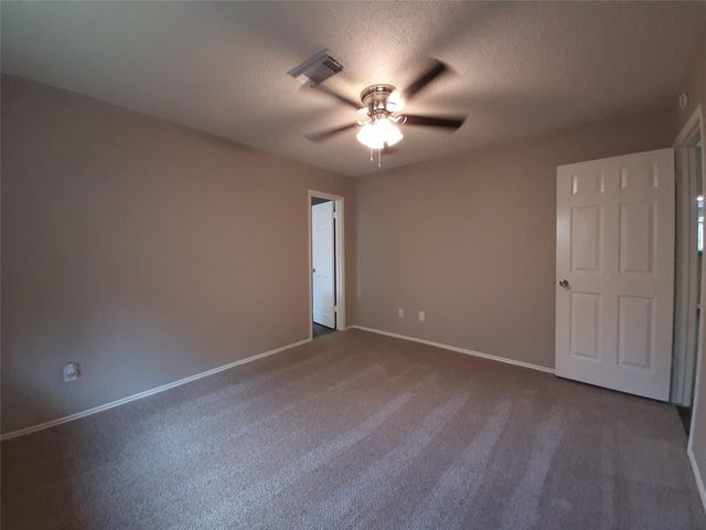8406 Woodland Willows Drive, Houston, TX 77083