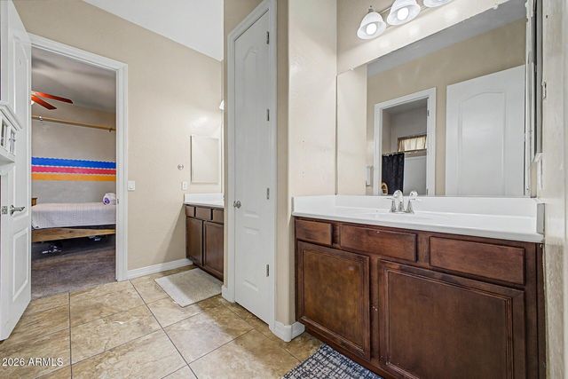 3163 E ORIOLE Drive, Gilbert, AZ 85297