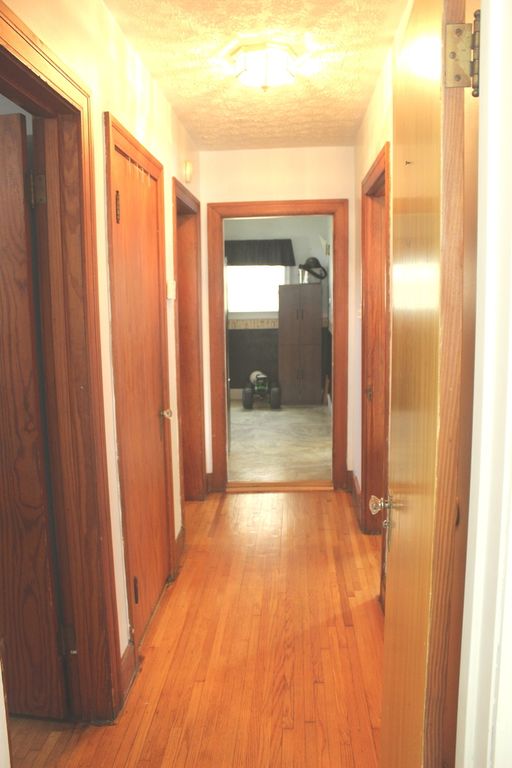 Image 25 of property listing at 200 E Bennett Street E, Salem, IL 62881