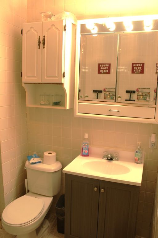 Image 27 of property listing at 200 E Bennett Street E, Salem, IL 62881
