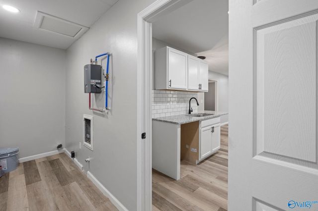 3706 Oakdale Court NW, Huntsville, AL 35810