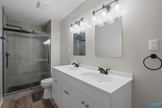 3706 Oakdale Court NW, Huntsville, AL 35810