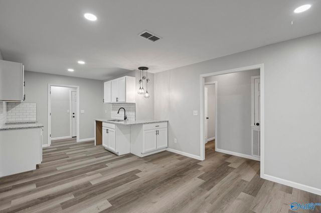 3706 Oakdale Court NW, Huntsville, AL 35810