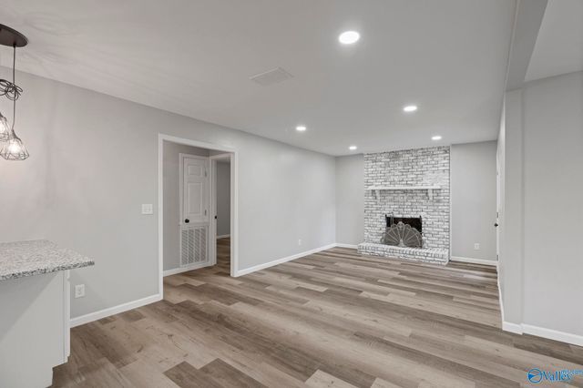 3706 Oakdale Court NW, Huntsville, AL 35810