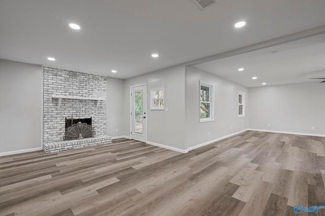 3706 Oakdale Court NW, Huntsville, AL 35810