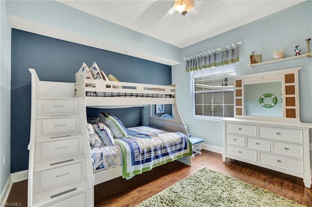 9234 Tesoro LN 101, Naples, FL 34114