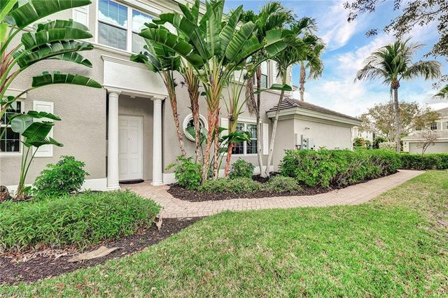 9234 Tesoro LN 101, Naples, FL 34114