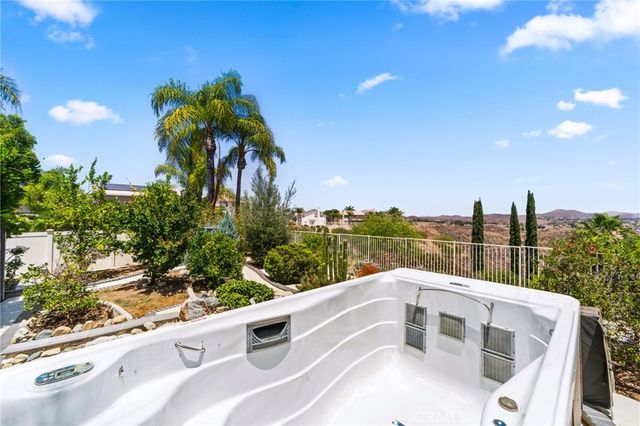 22 Villa Milano, Lake Elsinore, CA 92532