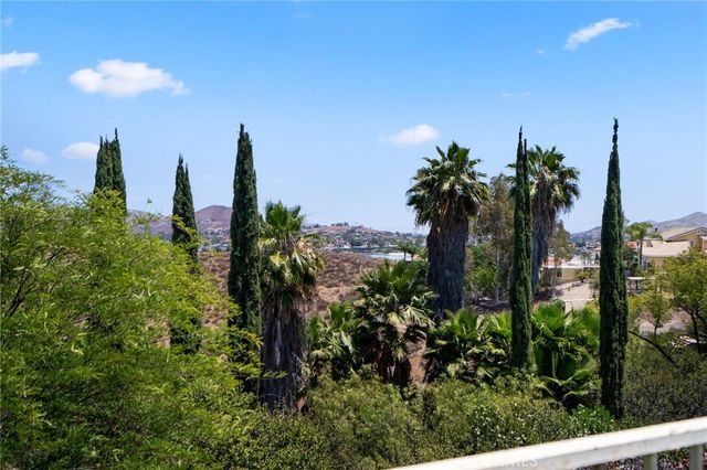 22 Villa Milano, Lake Elsinore, CA 92532