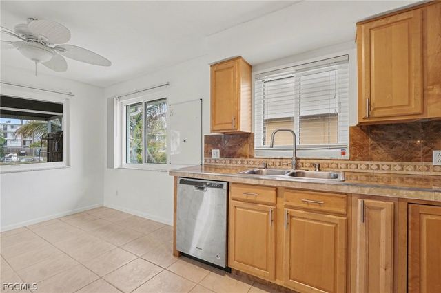 4910 Viceroy ST 7, Cape Coral, FL 33904