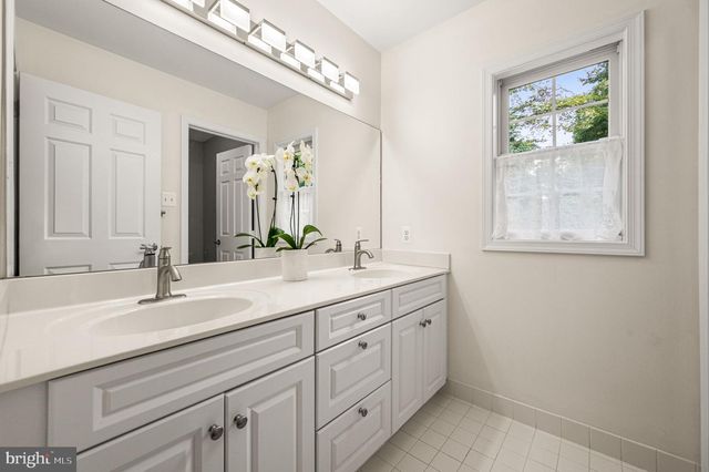 232 VINCENT RD, Paoli, PA 19301