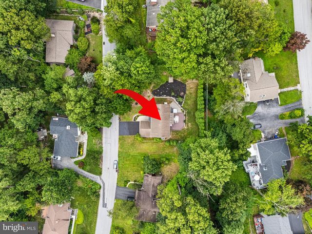 232 VINCENT RD, Paoli, PA 19301