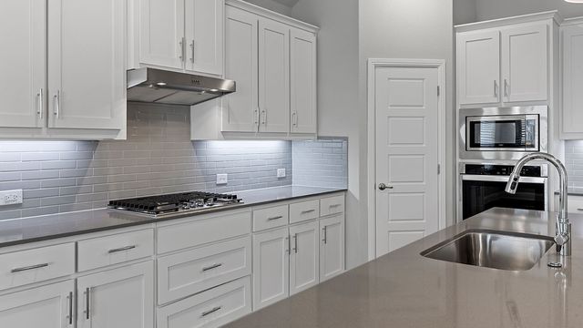 11312 TREEHOUSE Trail, Justin, TX 76247