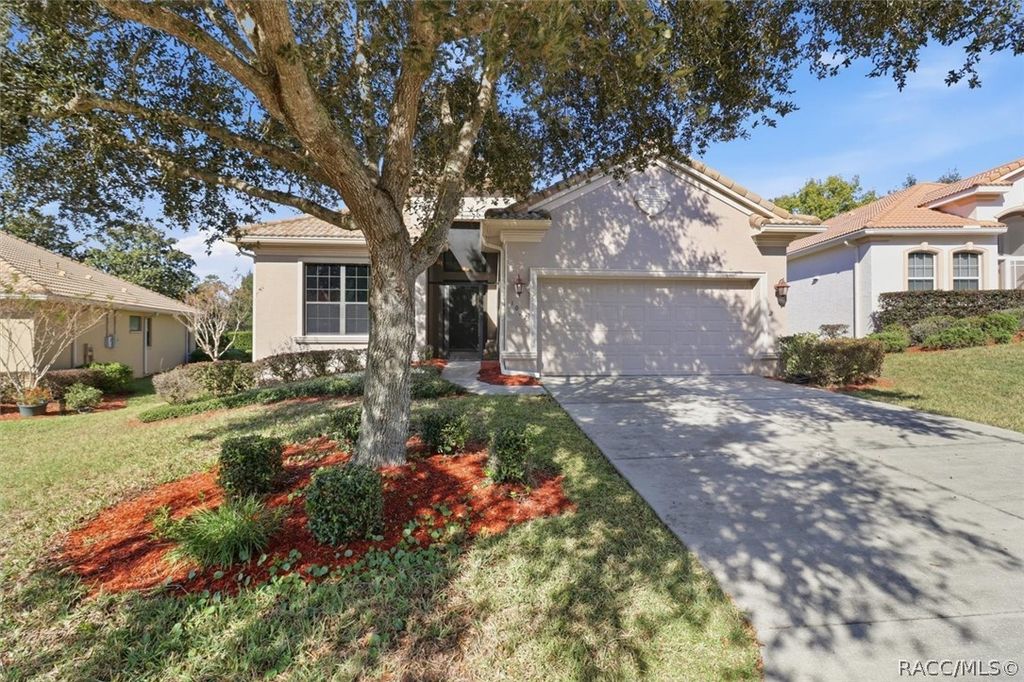1027 W Skyview Crossing Drive, Hernando, FL 34442