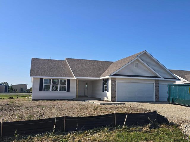 1054 E BIRCHWOOD Drive, Beloit, WI 53511