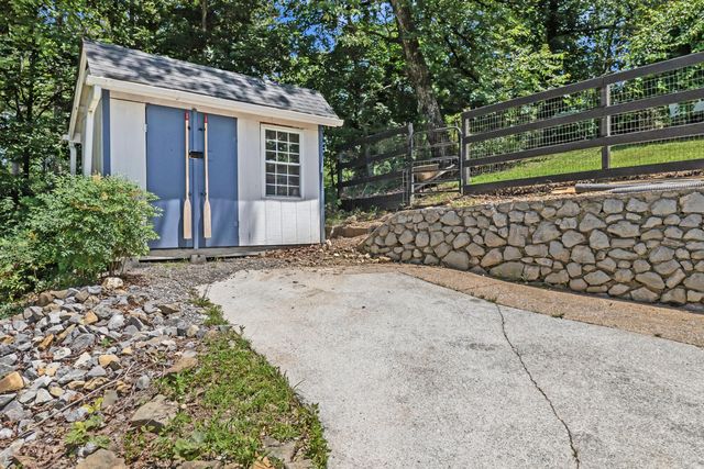 8831 E Ridge Trail Road, Soddy Daisy, TN 37379