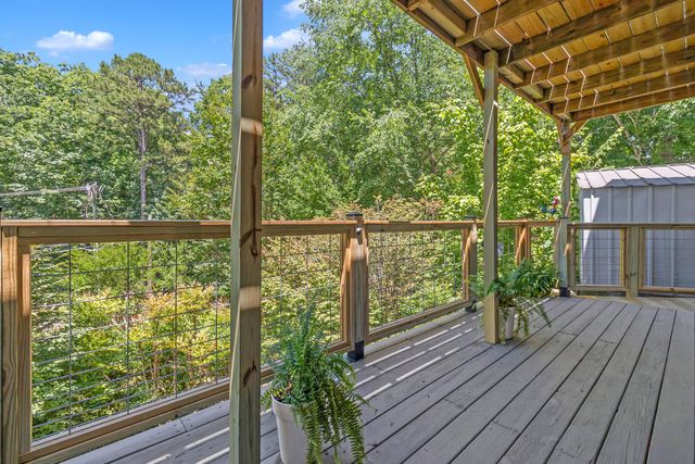 8831 E Ridge Trail Road, Soddy Daisy, TN 37379