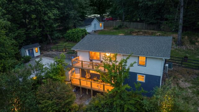 8831 E Ridge Trail Road, Soddy Daisy, TN 37379