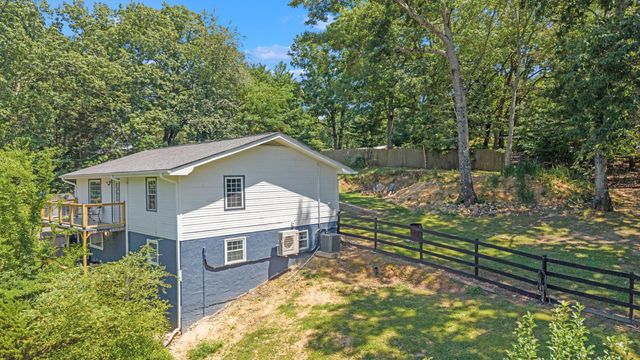 8831 E Ridge Trail Road, Soddy Daisy, TN 37379
