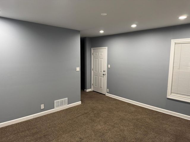 12005 S La Salle Street 2, Chicago, IL 60628