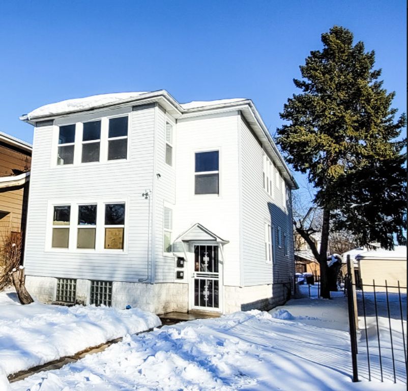 12005 S La Salle Street 2, Chicago, IL 60628