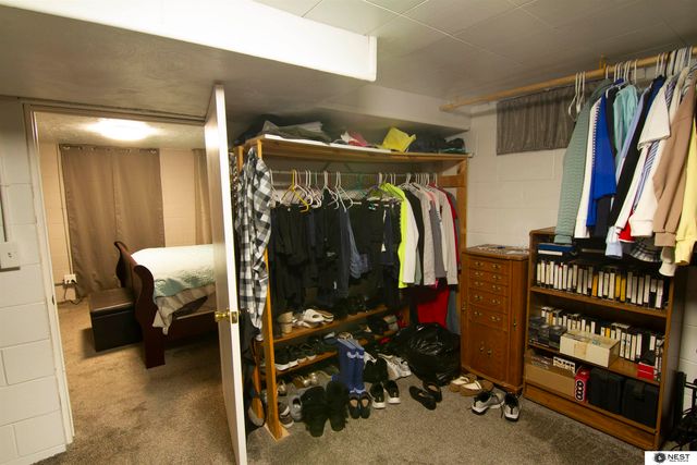 6929 Adams Street, Lincoln, NE 68507