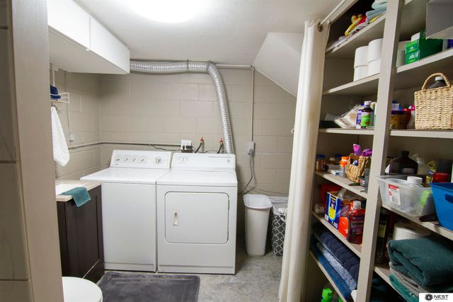 6929 Adams Street, Lincoln, NE 68507