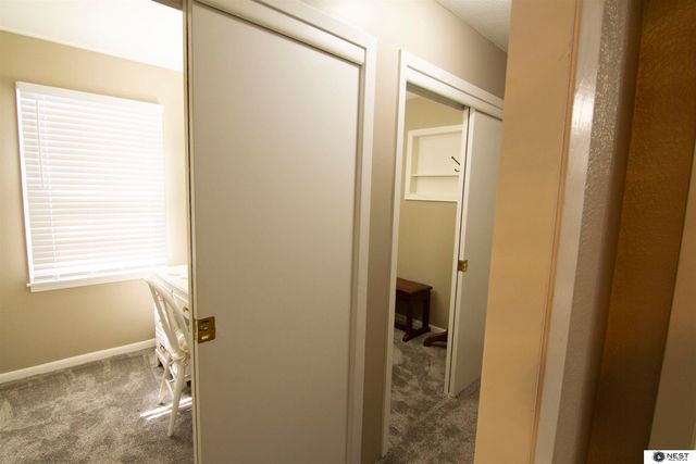 6929 Adams Street, Lincoln, NE 68507