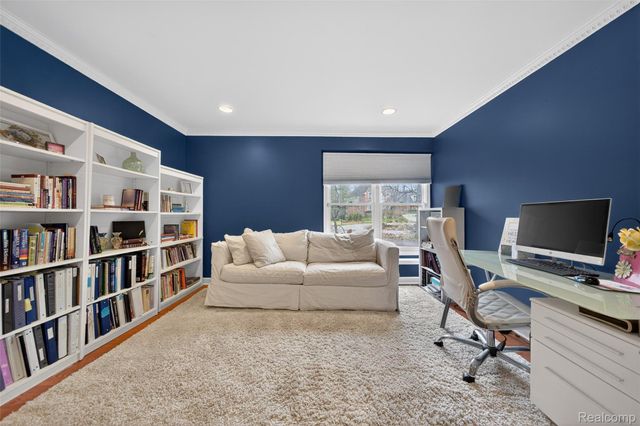 3899 S Elder Road, West Bloomfield Charter Township, MI 48324