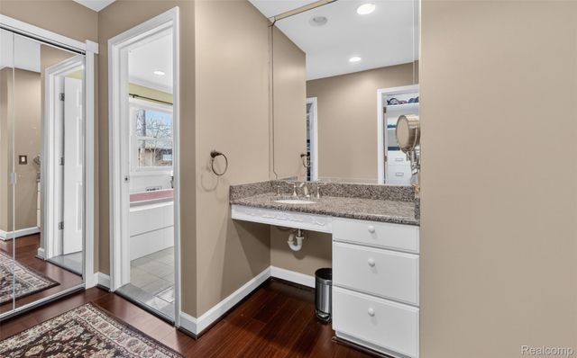 3899 S Elder Road, West Bloomfield Charter Township, MI 48324