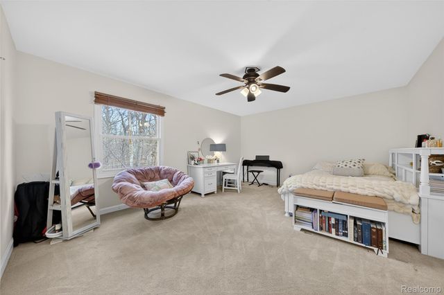 3899 S Elder Road, West Bloomfield Charter Township, MI 48324