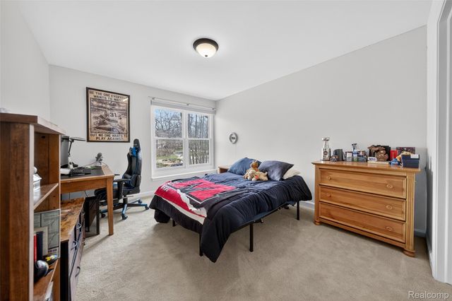 3899 S Elder Road, West Bloomfield Charter Township, MI 48324