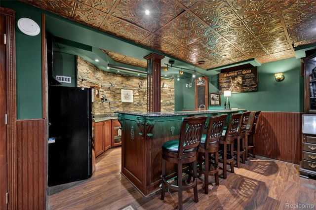 3899 S Elder Road, West Bloomfield Charter Township, MI 48324