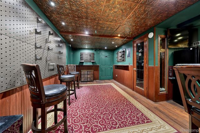 3899 S Elder Road, West Bloomfield Charter Township, MI 48324