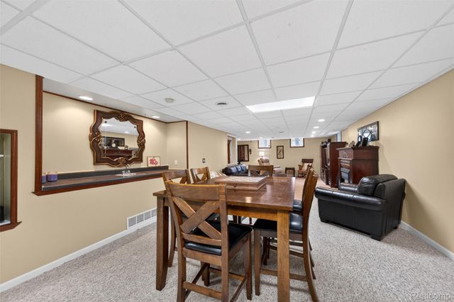 3899 S Elder Road, West Bloomfield Charter Township, MI 48324