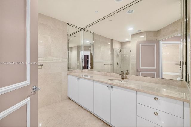 16500 Collins Avenue TS3, Sunny Isles Beach, FL 33160
