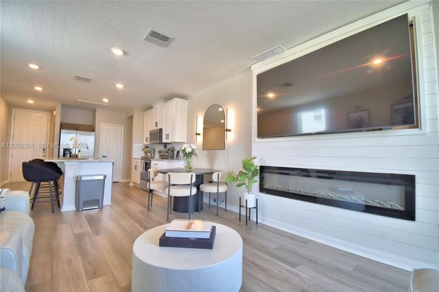 3563 Broadwing Blvd., Kissimmee, FL 34759