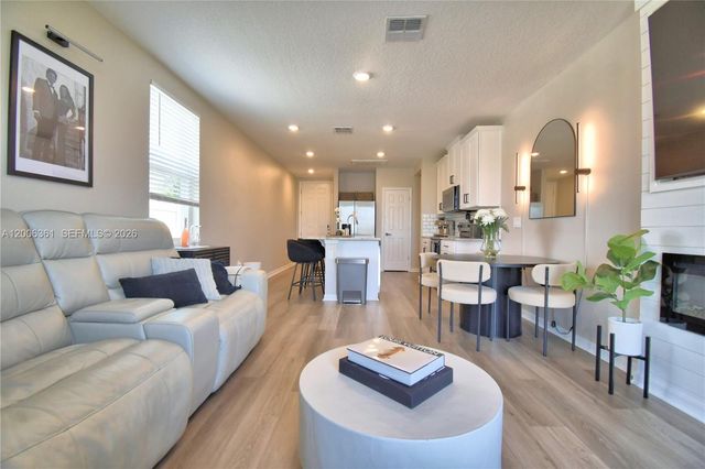 3563 Broadwing Blvd., Kissimmee, FL 34759