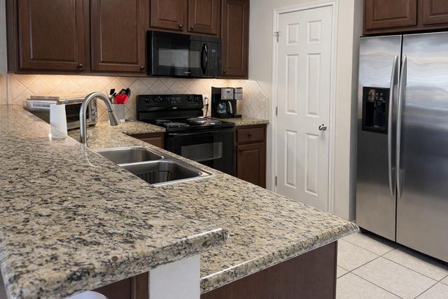 114 Forest Drive, College Station, TX 77840