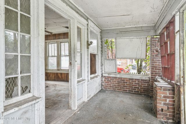 2319 COLLEGE Street, Jacksonville, FL 32204