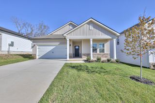 1255 Bluffton Cir, Clarksville, TN 37043