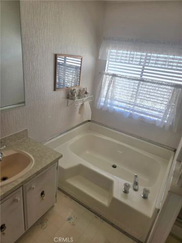 575 S Lyon 146, Hemet, CA 92543